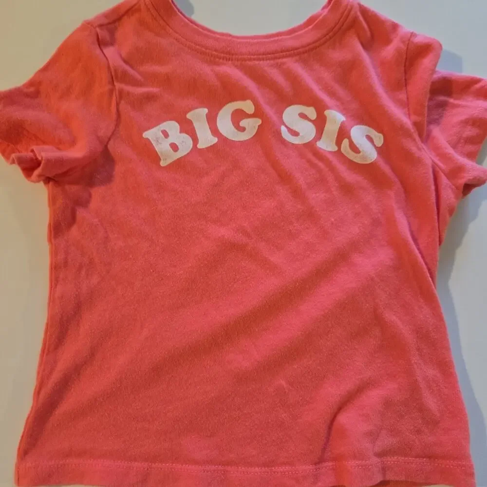 Old‎ Navy Big Sis/Floral Boho Shirt Bundle 2T